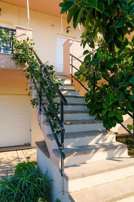 “Shiny” Sea View Apartment At Istron Ayos Nikolaos Dış mekan fotoğraf